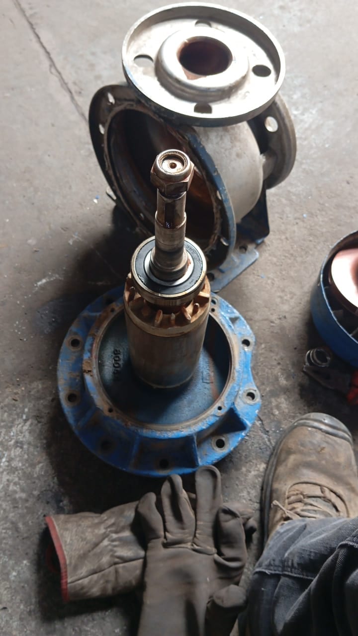 Mantención de bomba centrífuga